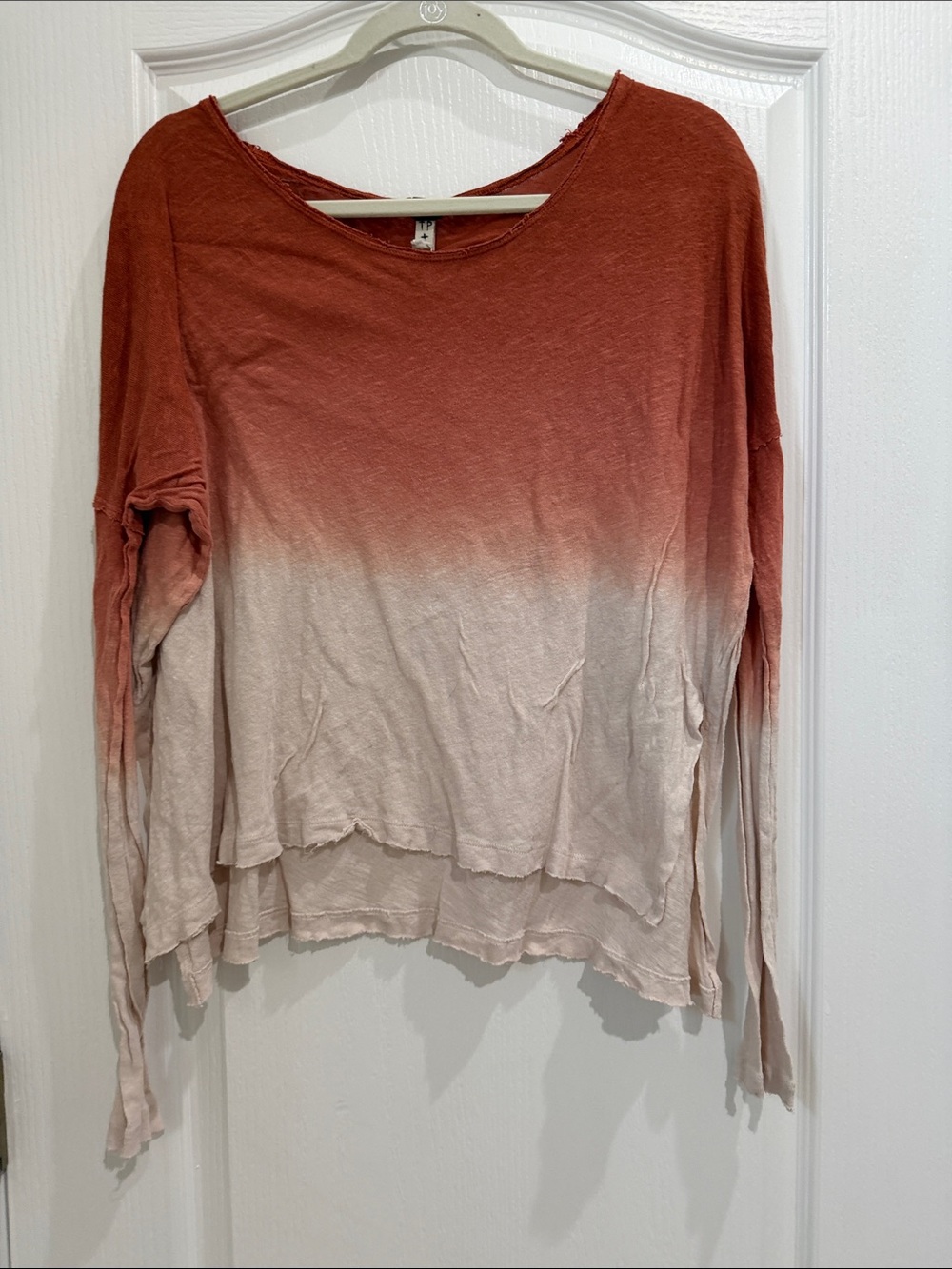 We The Free Rust to Cream Dip-Dye Long Sleeve Top Sixe XS runs large